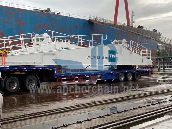 20T 18M Gelenkausleger
