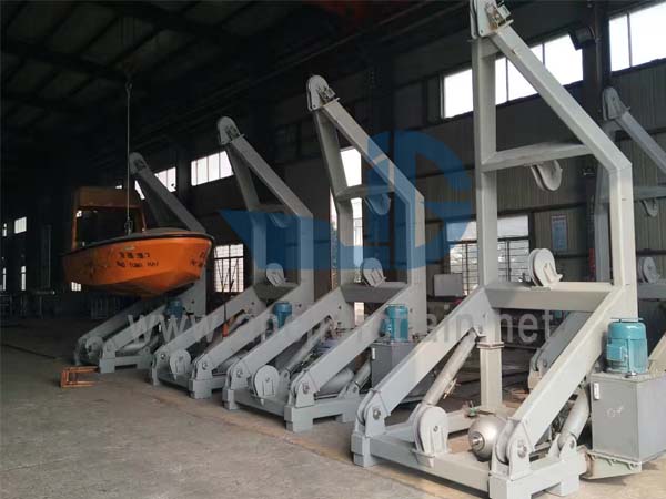 Ein Typ Fast Rescue Boat Davit