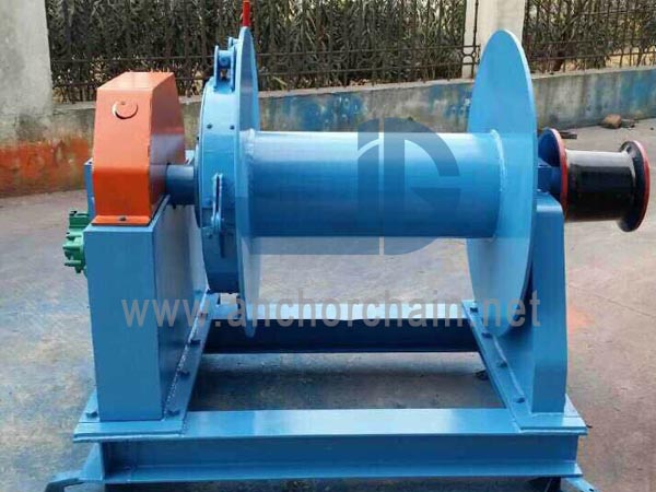 Hydraulische Ankerwinde mit einer einzigen Trommel