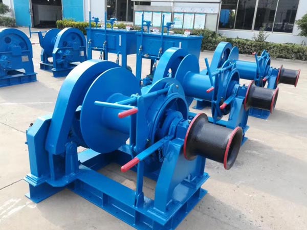 Hydraulische Schleppwinde