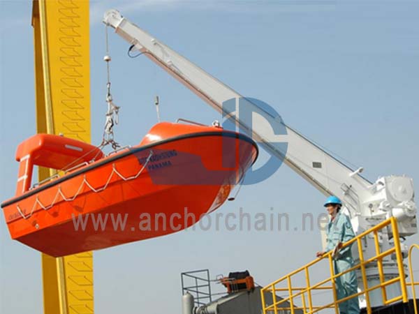 Einarmiger manuell schwenkbarer Rettungsfloß-Davit